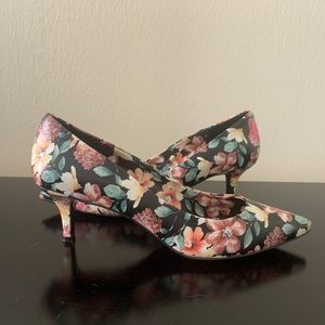 Nine West Floral Heels - size 10